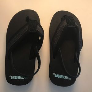 Gymboree Toddler Black flip flops
